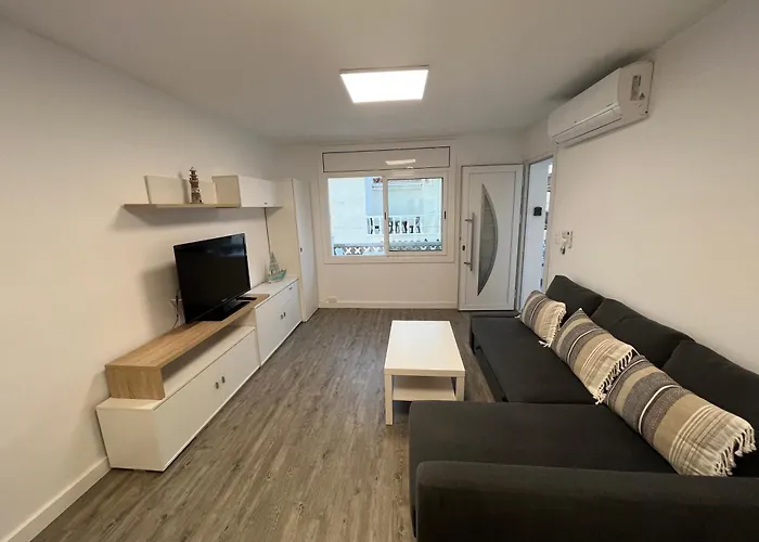 Apartamento En La Playa. Free Parking. Free Wifi